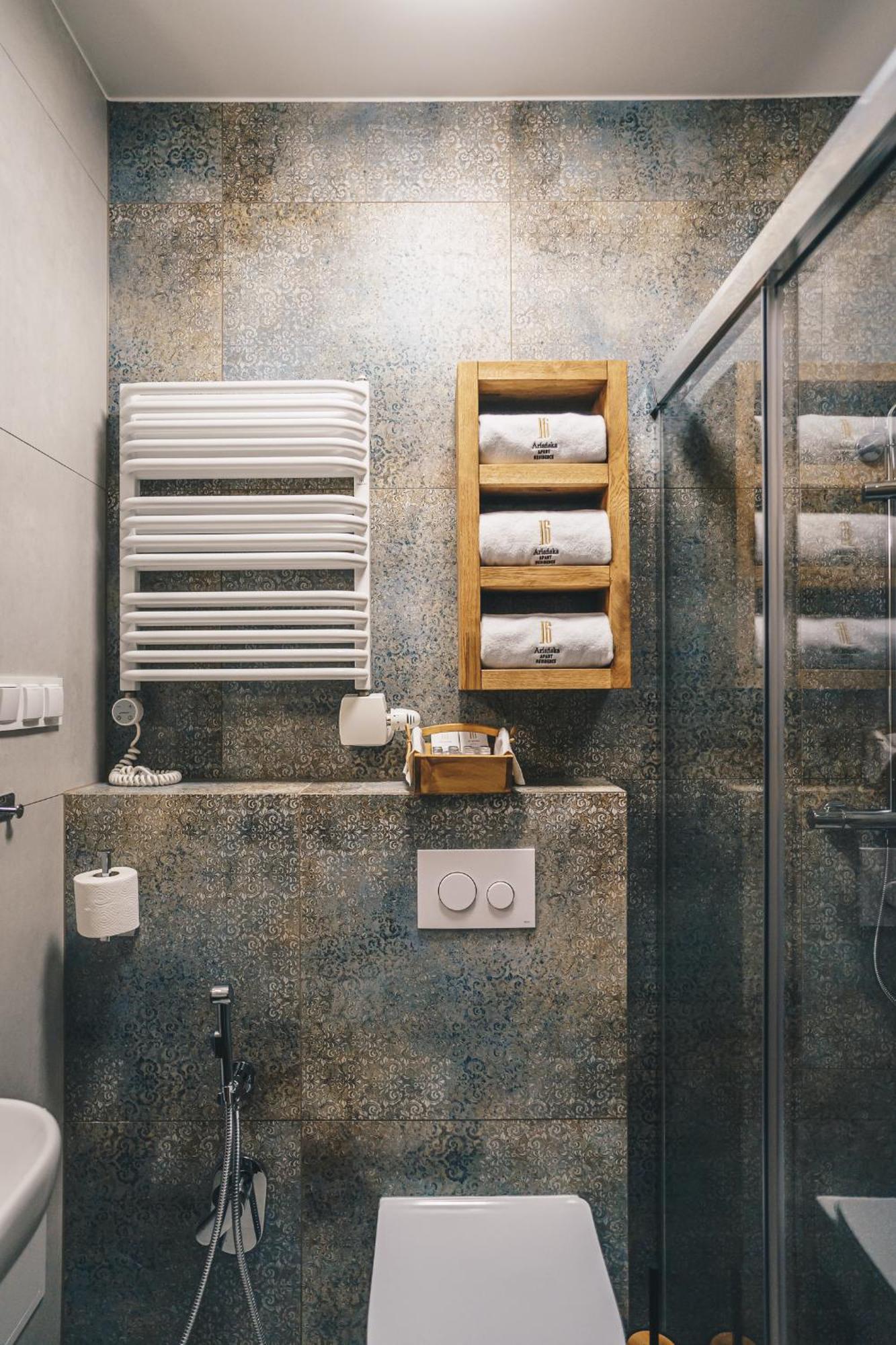 Old Town Ac Apartments Main Raiway Station كراكوفيا المظهر الخارجي الصورة